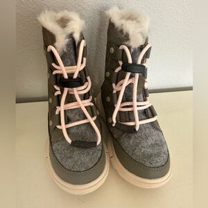 Sorel kids boots